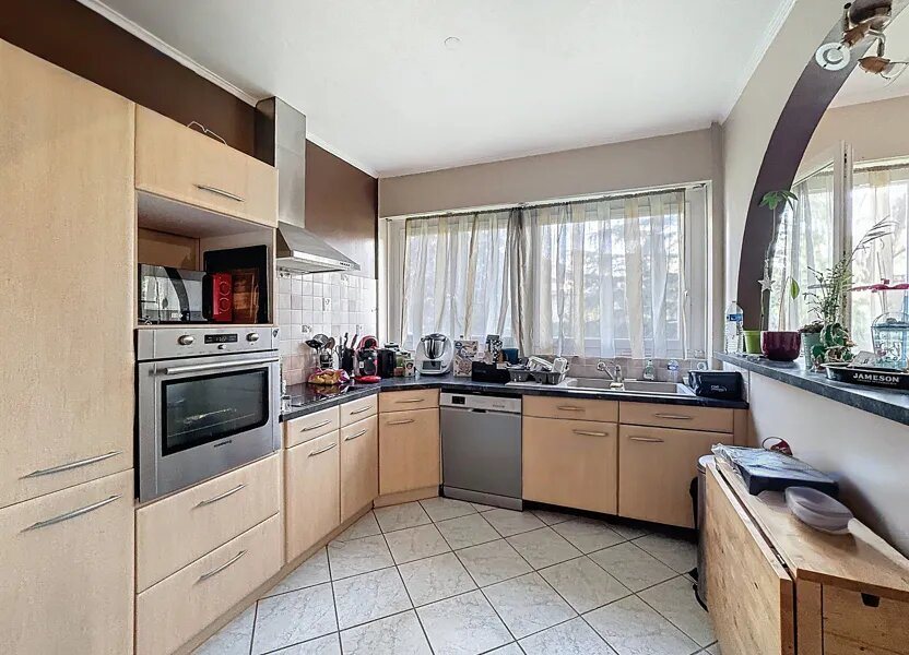 Appartement à louer, 69m², Oullins