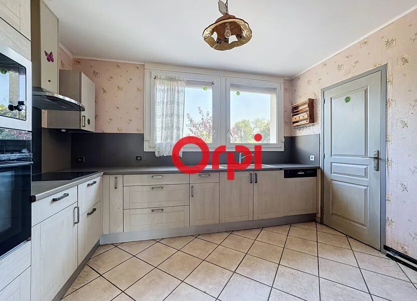 Appartement à vendre, 68m², Pierre-Bénite