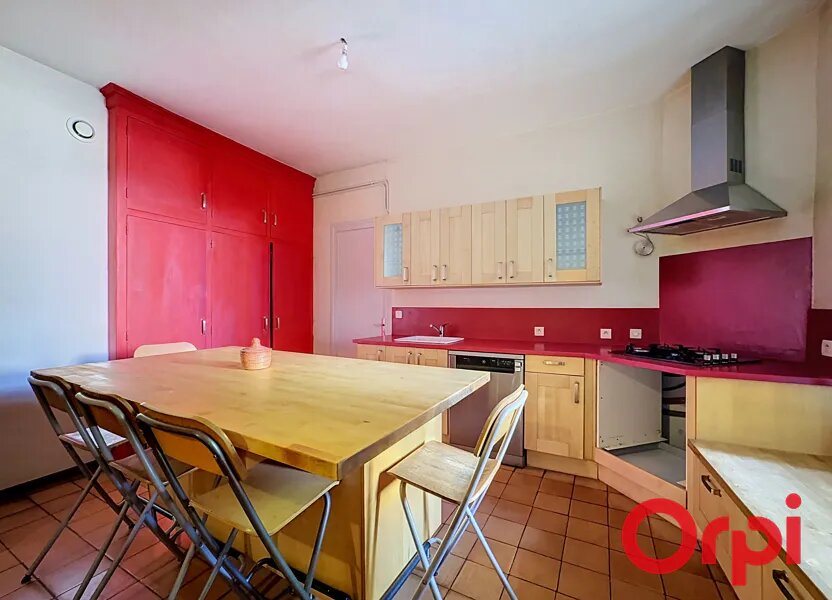 Appartement à louer, 145m², Pierre-Bénite
