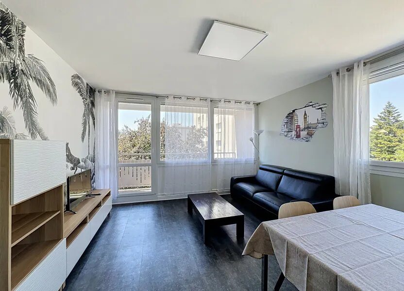 Appartement à louer, 64m², Oullins