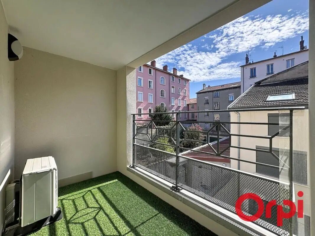 Appartement à louer, 70m², Oullins