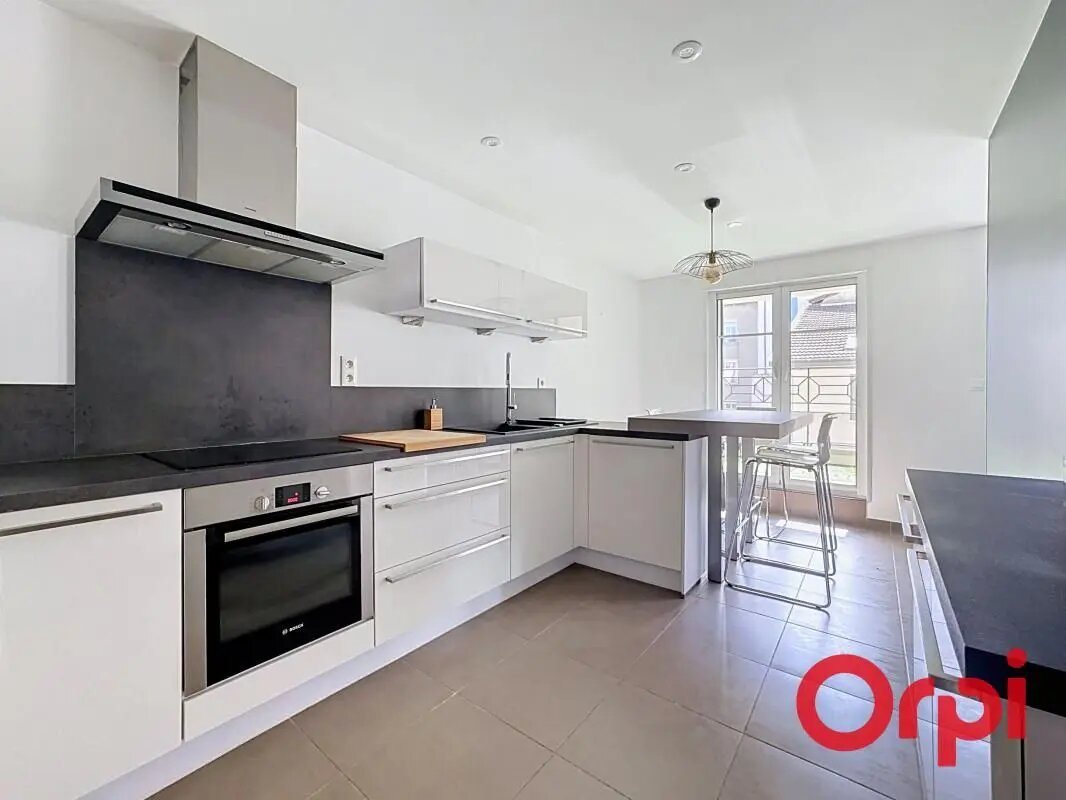 Appartement à louer, 70m², Oullins