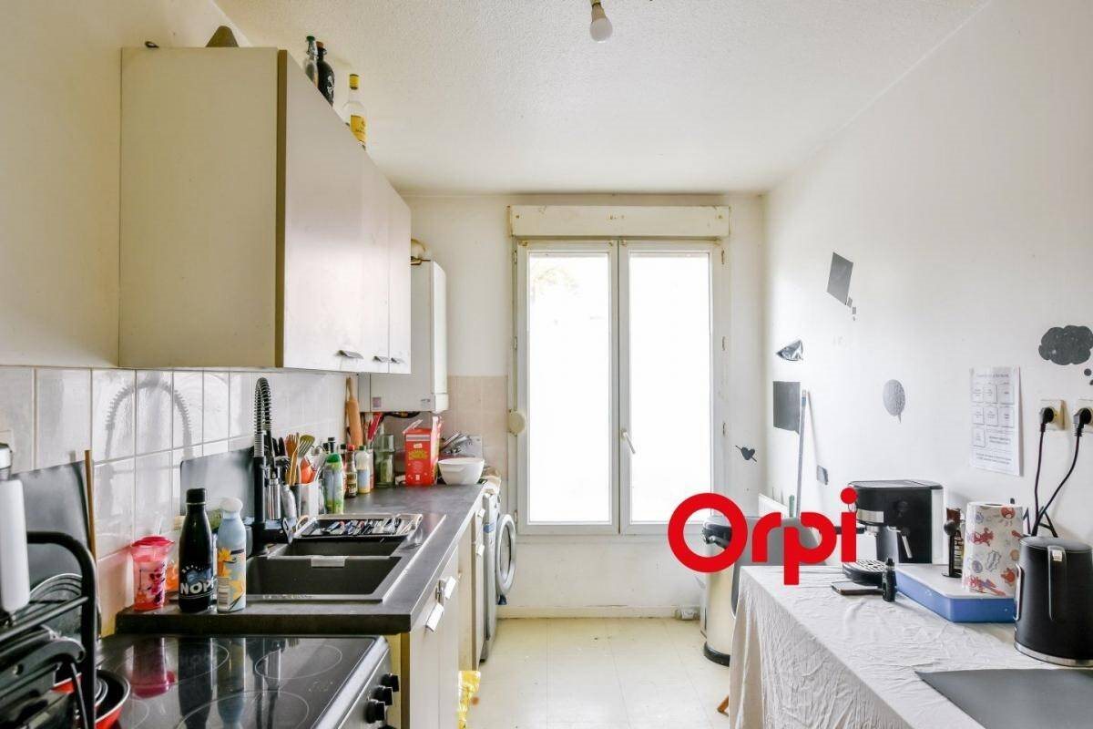 Appartement à vendre, 73m², Pierre-Bénite