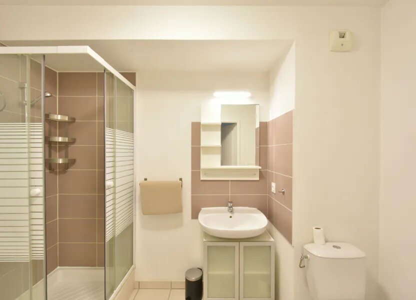 Appartement à louer, 45m², Lyon 8ème