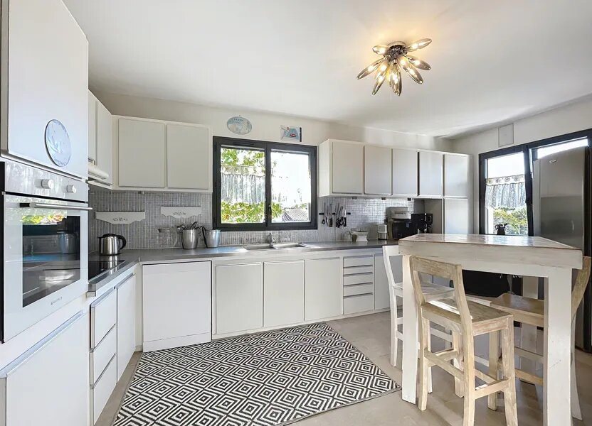 Maison à vendre, 271m², Saint-Sardos