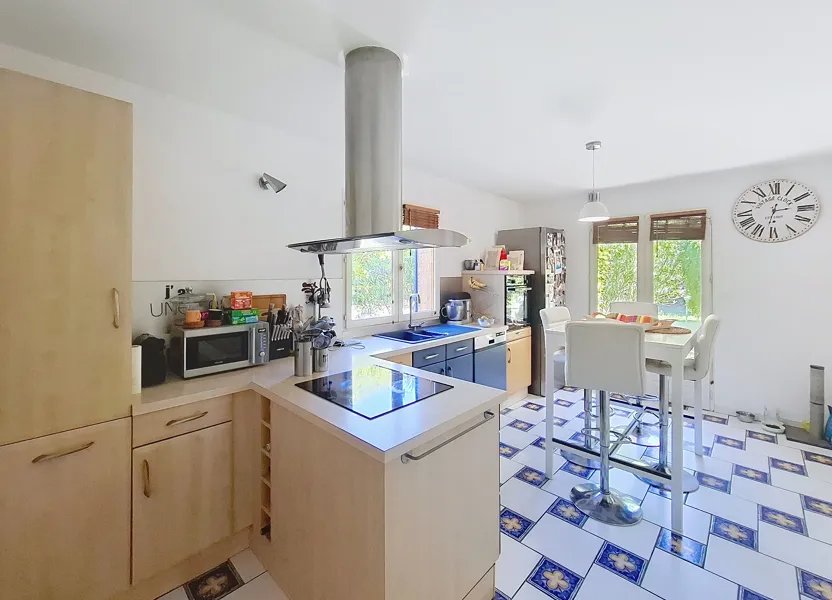 Maison à vendre, 170m², Bessens
