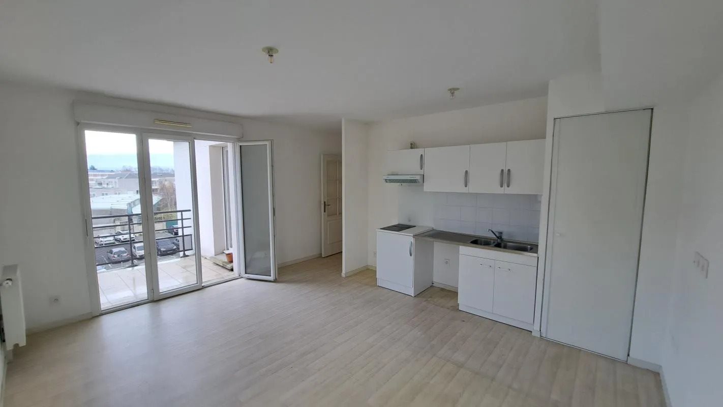 Appartement à louer, 41m², Saint-Jean-de-la-Ruelle