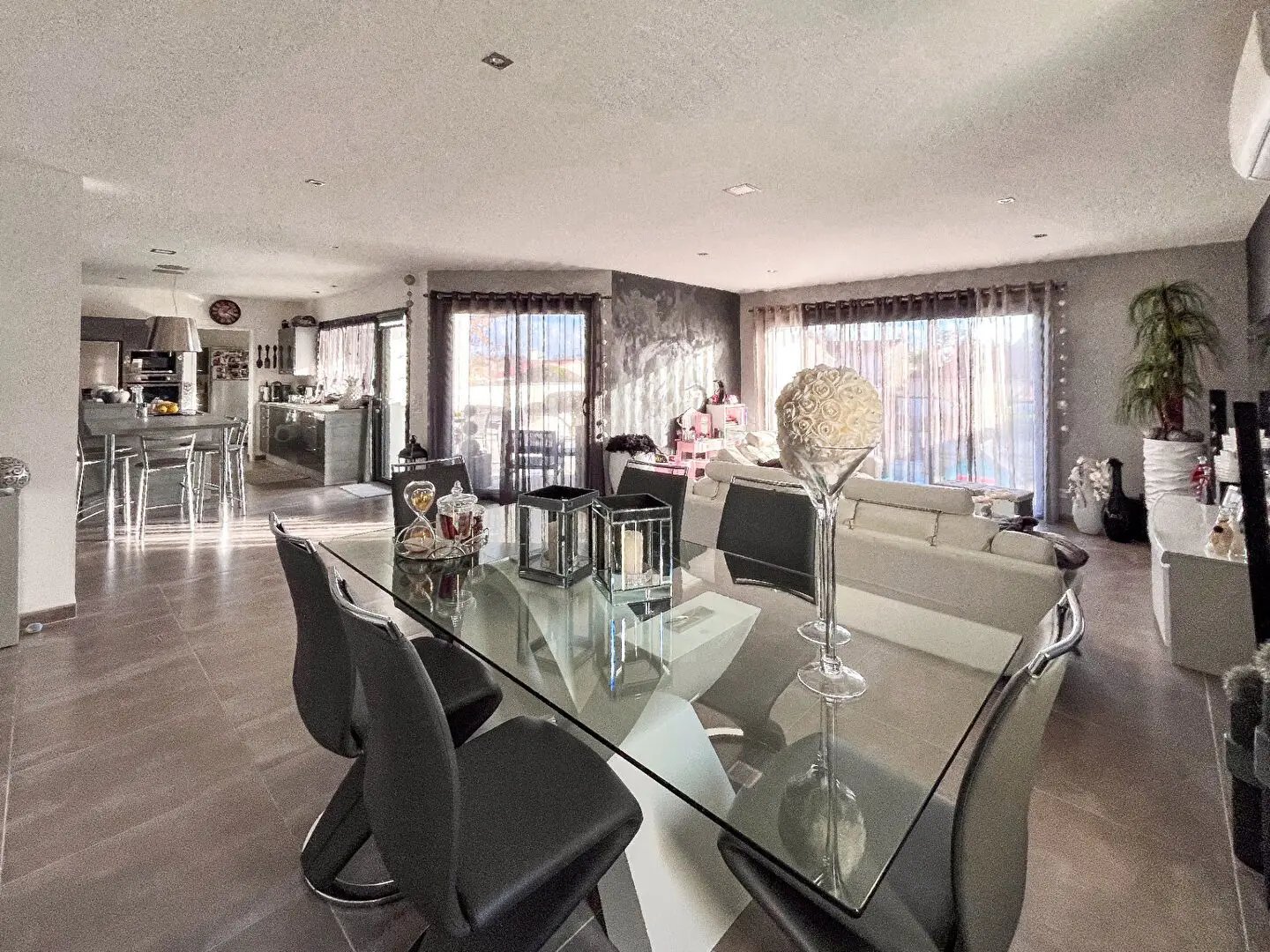 Maison à vendre, 166m², Sainte-Soulle