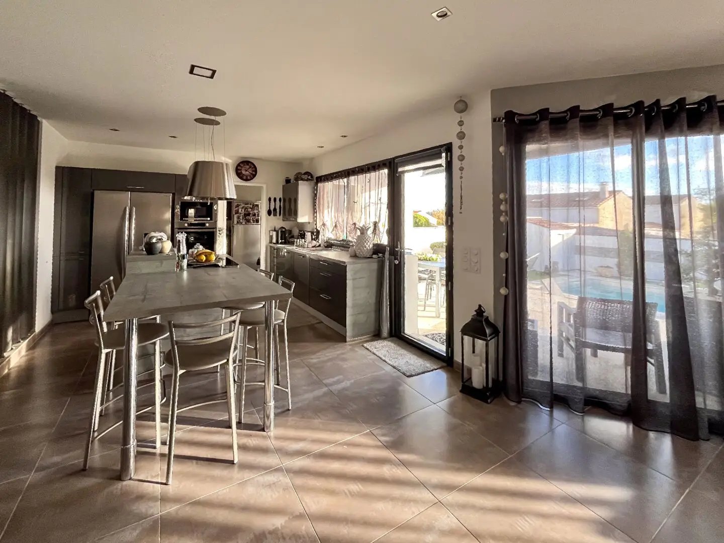 Maison à vendre, 166m², Sainte-Soulle