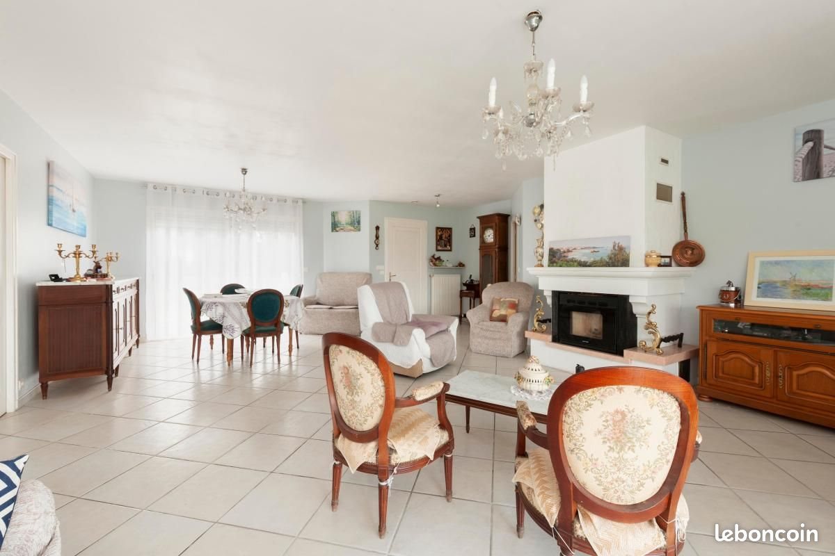 Maison à vendre, 150m², Uchacq-et-Parentis