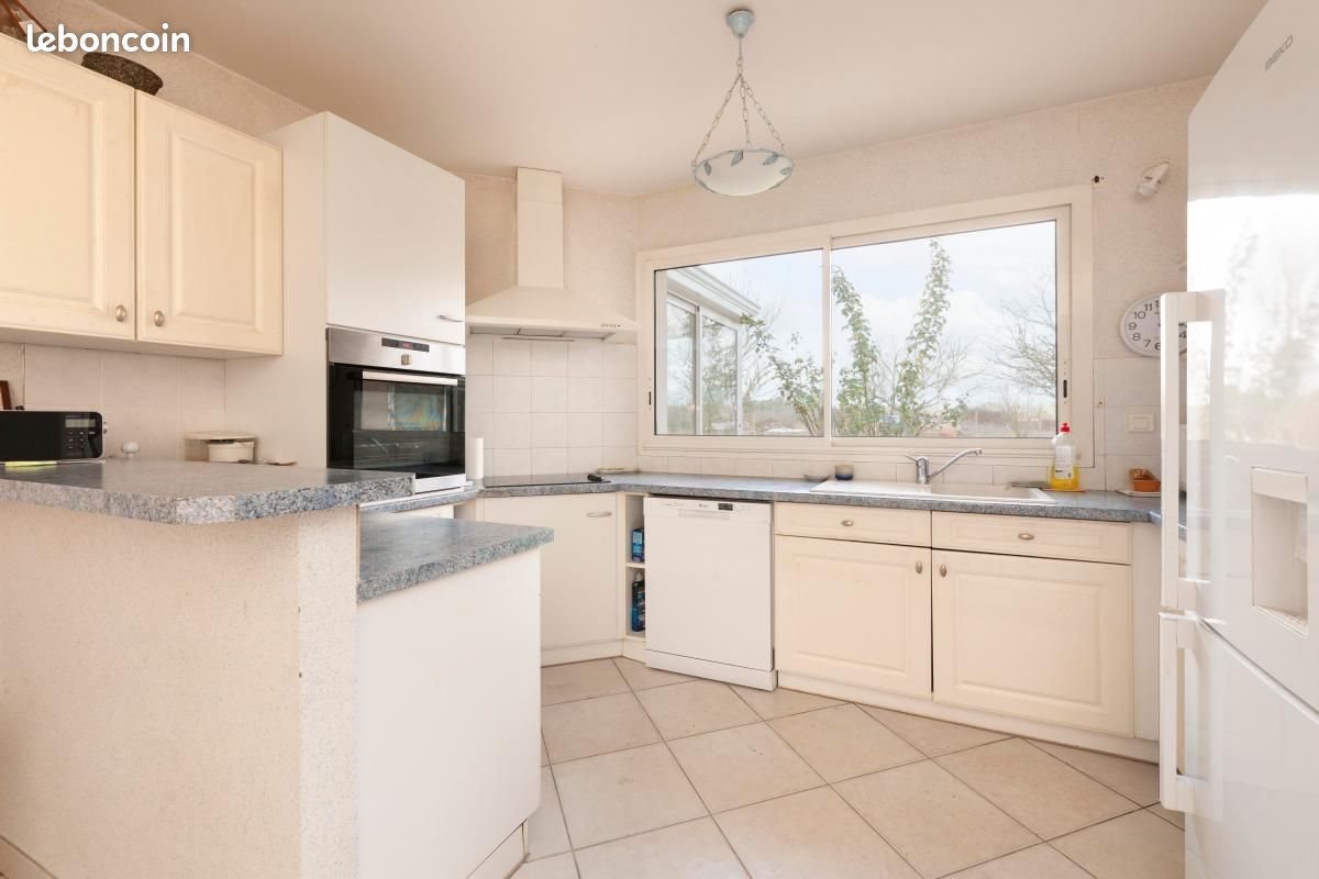 Maison à vendre, 150m², Uchacq-et-Parentis