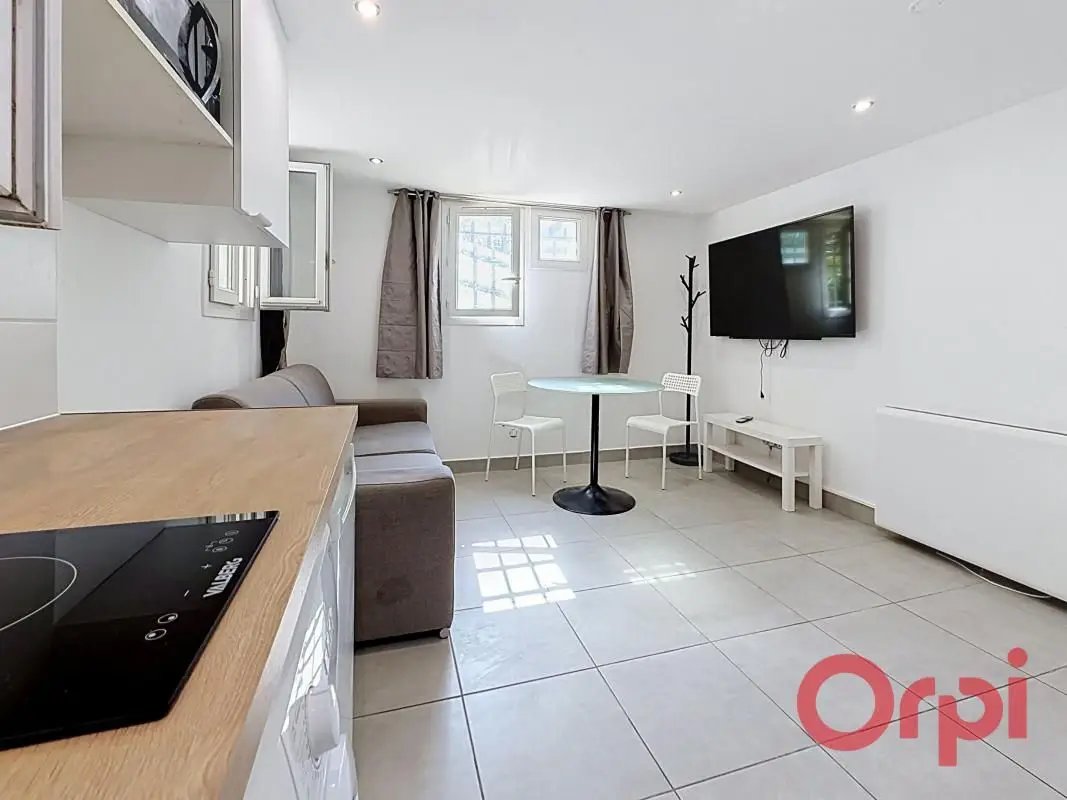 Appartement à louer, 17m², Châtenay-Malabry