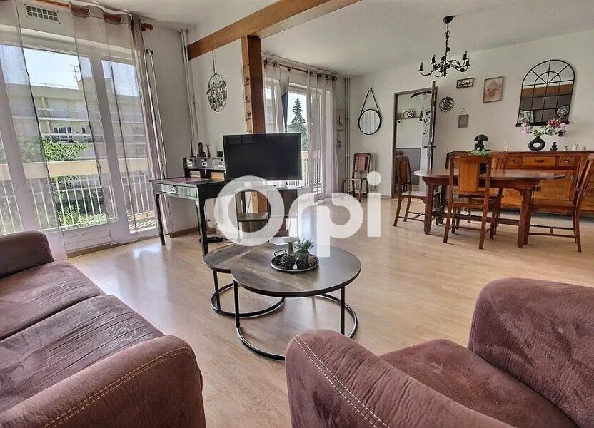 Appartement à vendre, 79m², Élancourt