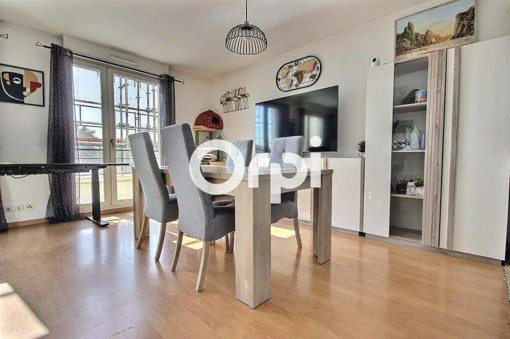 Appartement à vendre, 75m², Elancourt