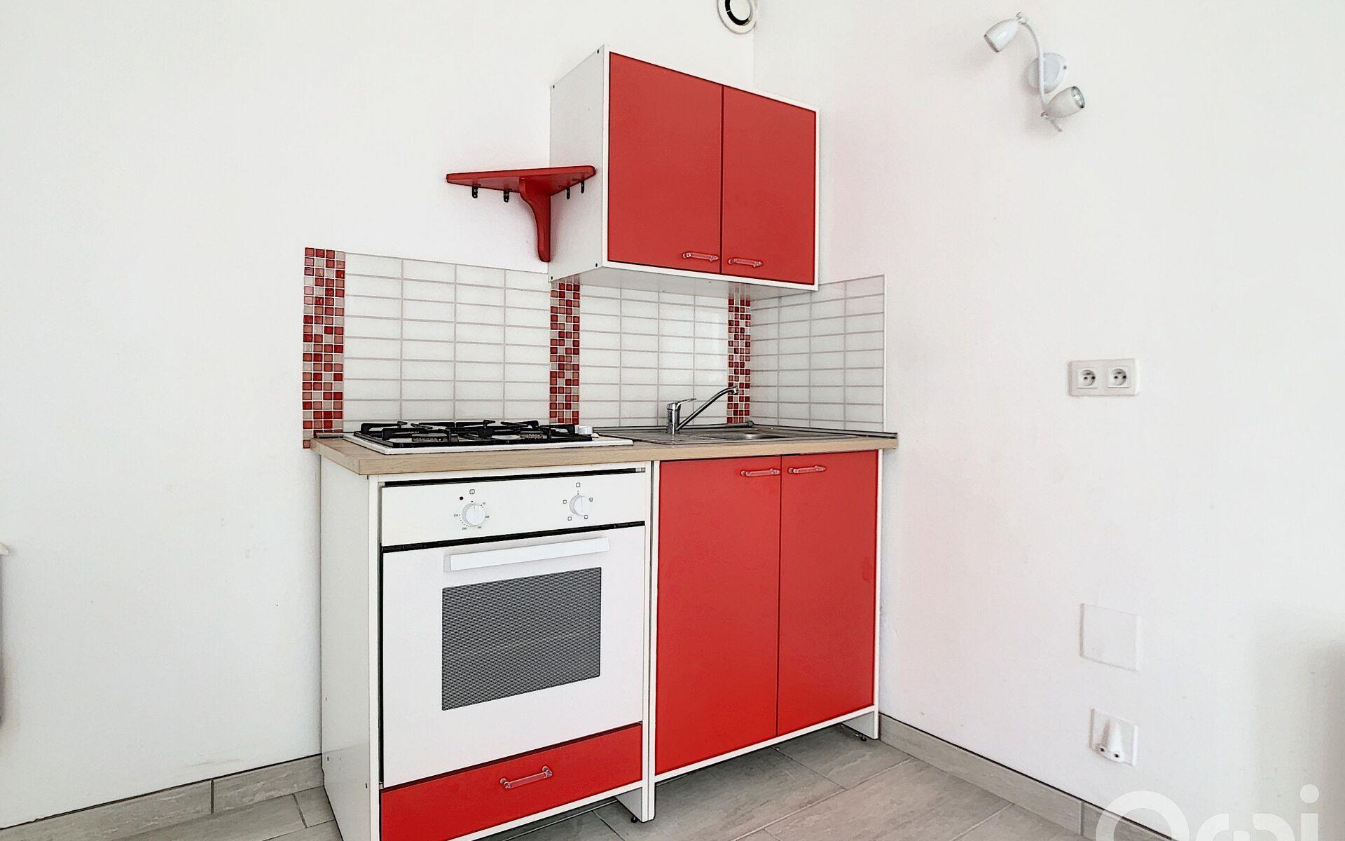 Maison à vendre, 28m², Neuilly-sous-Clermont