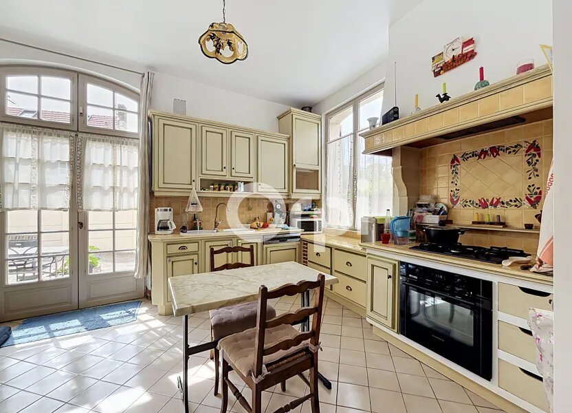 Maison à vendre, 122m², Bury