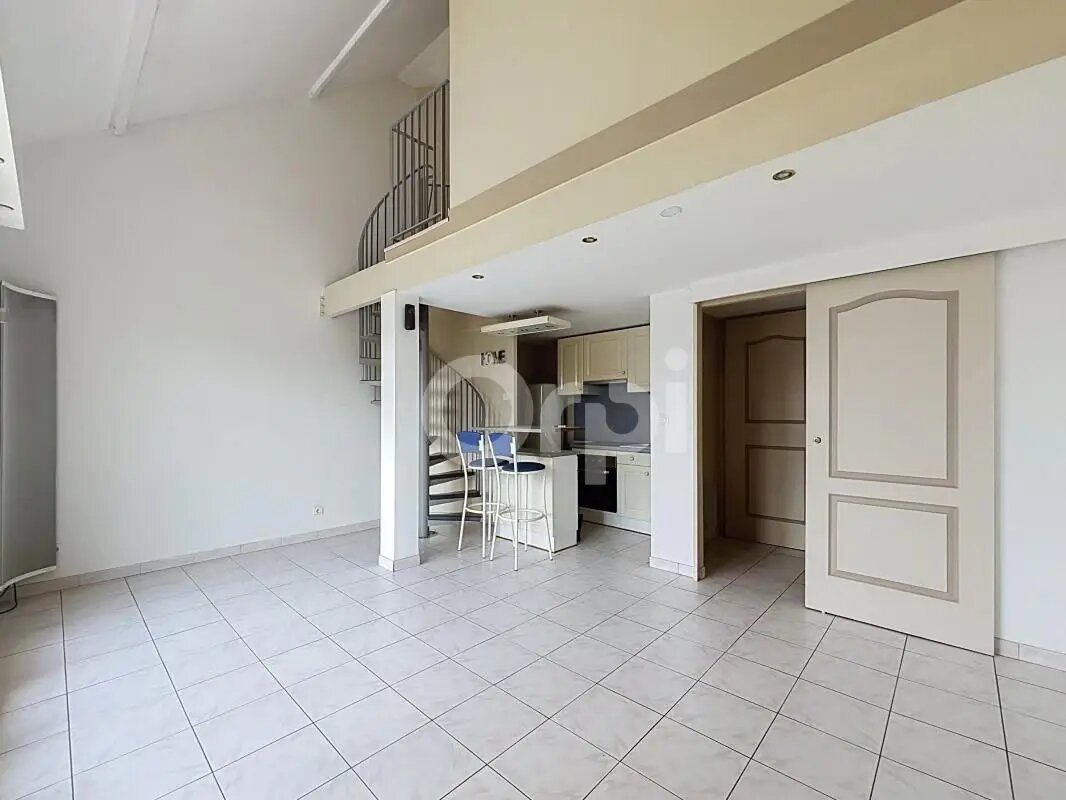 Appartement à louer, 34m², Clermont