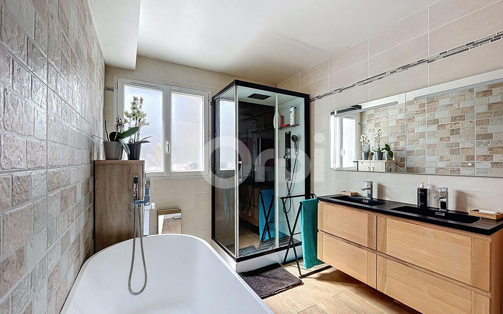 Appartement à vendre, 101m², Clermont