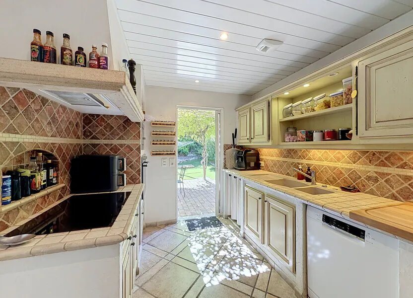 Maison à vendre, 150m², Roquefort-les-Pins