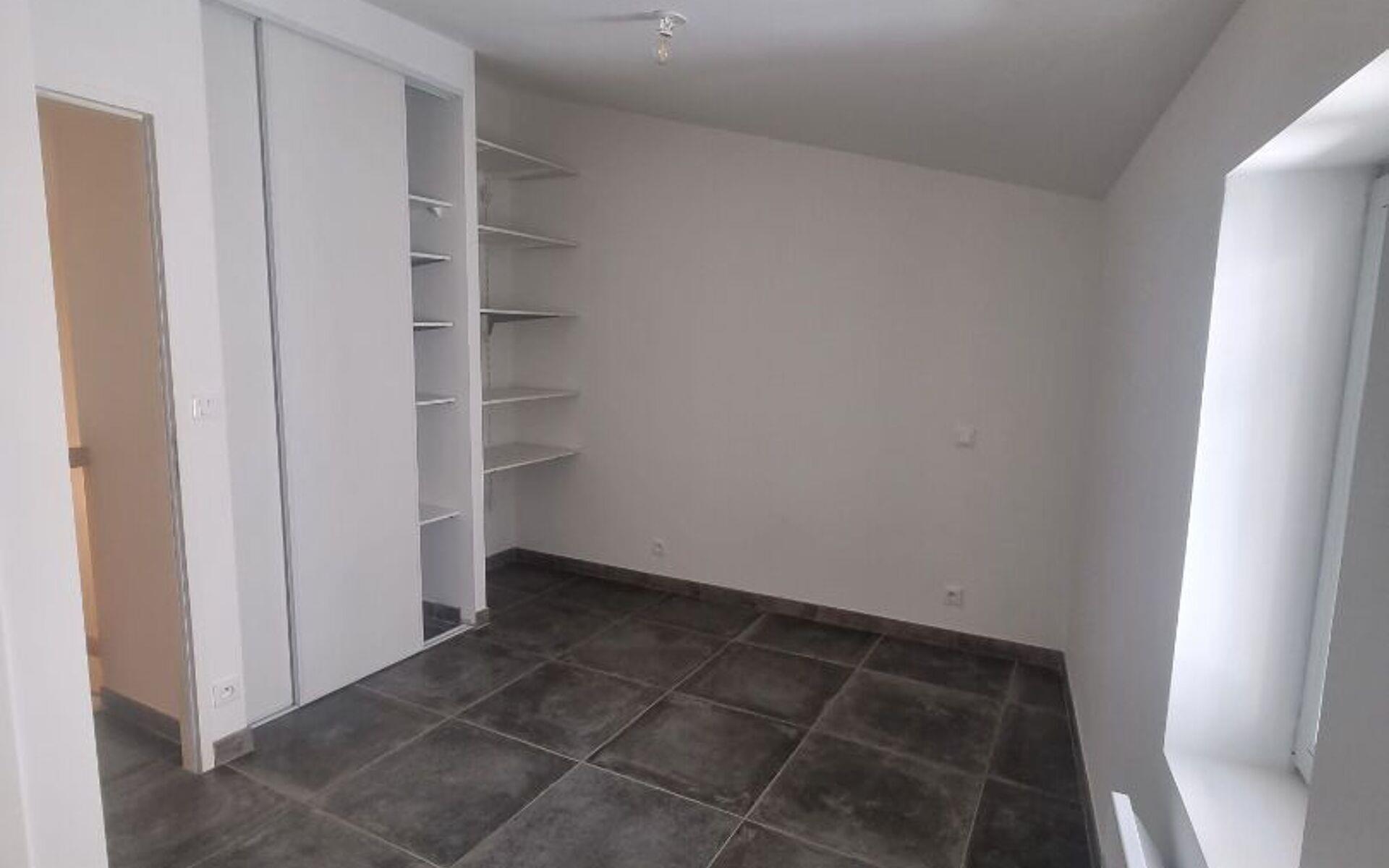 Maison à vendre, 48m², Pont-Saint-Esprit