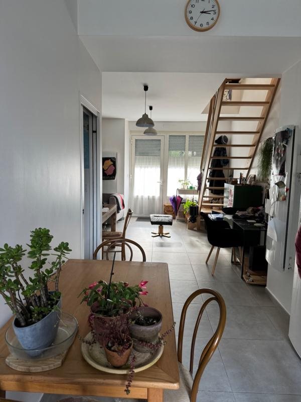 Maison à vendre, 75m², Laval