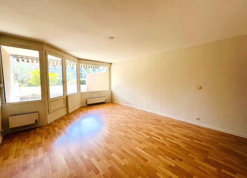 Appartement à vendre, 77m², Tassin-la-Demi-Lune