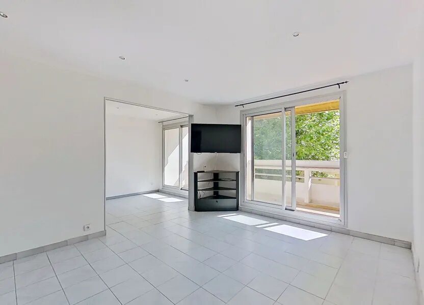Appartement à vendre, 80m², Décines-Charpieu