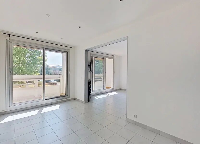 Appartement à vendre, 80m², Décines-Charpieu