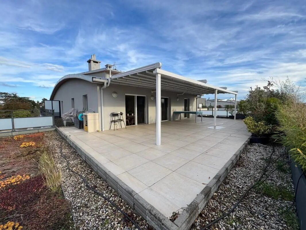 Appartement à louer, 75m², Bron