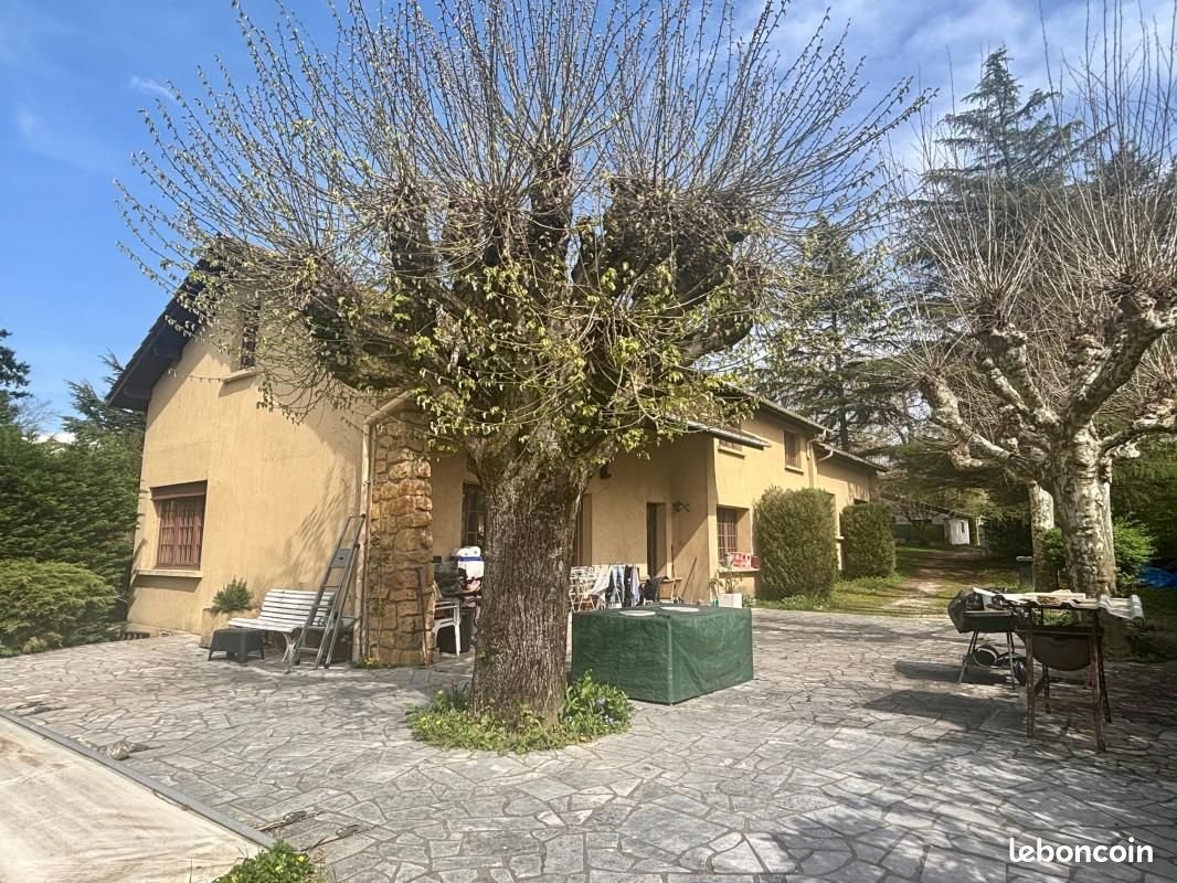 Maison à vendre, 370m², Écully