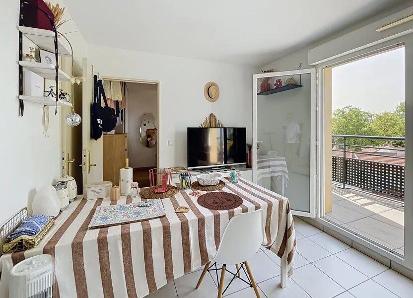 Appartement à vendre, 38m², Vénissieux