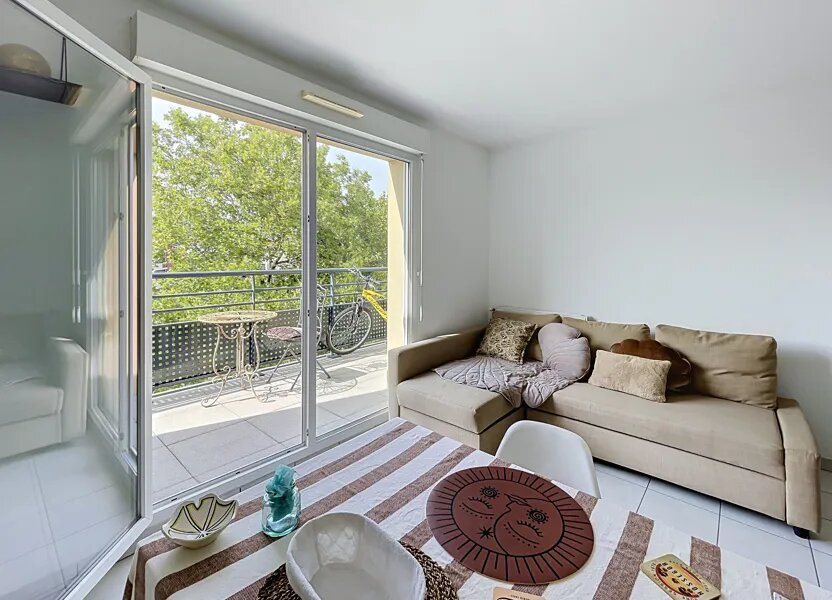 Appartement à vendre, 38m², Vénissieux