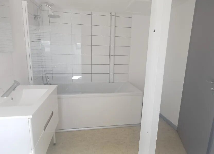 Appartement à louer, 55m², Merville