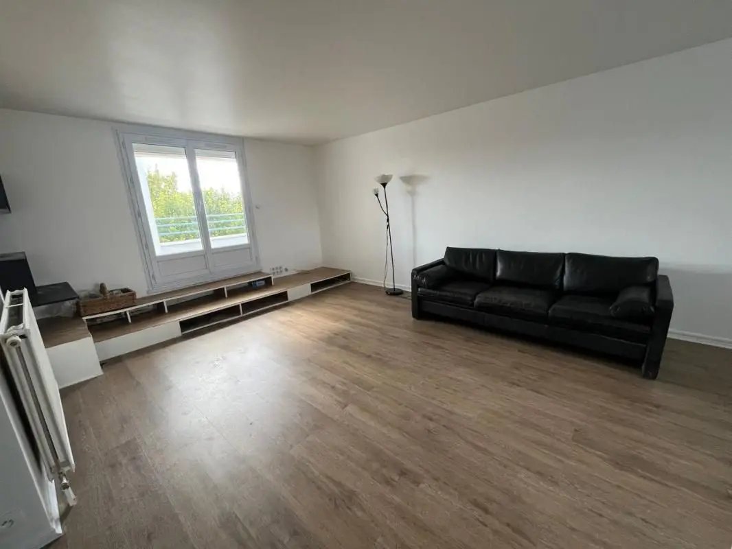 Appartement à louer, 90m², Cergy