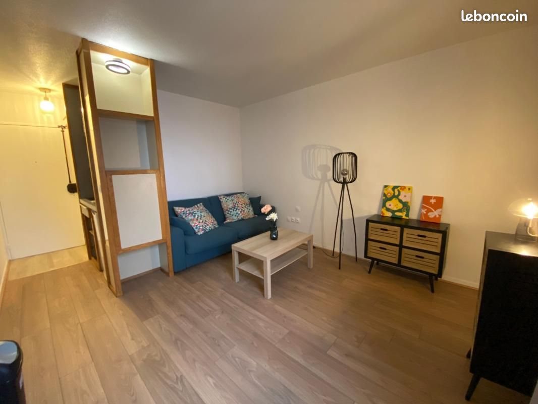 Appartement à louer, 19m², Cergy