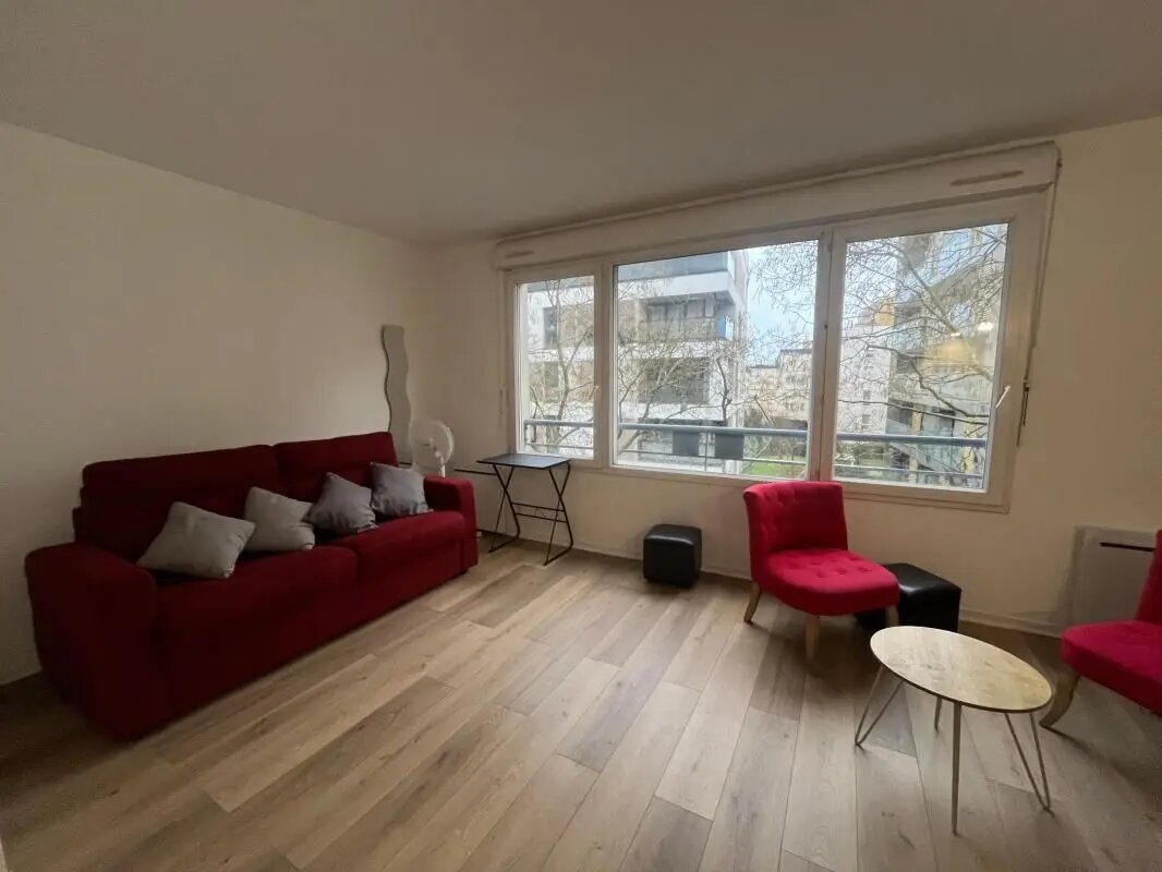 Appartement à louer, 27m², Cergy