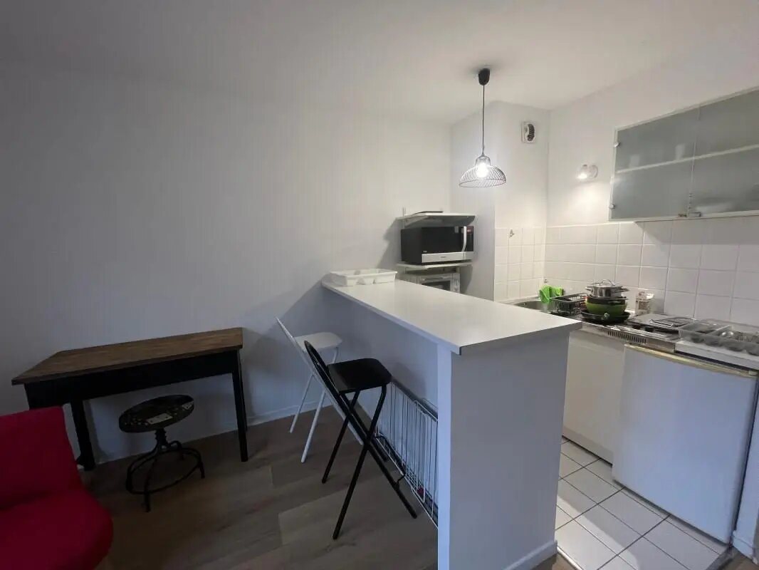 Appartement à louer, 27m², Cergy