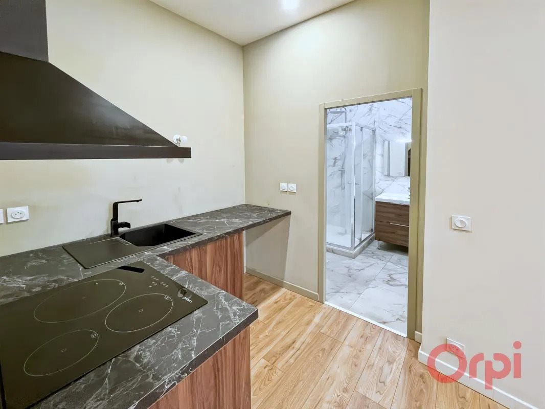 Appartement à louer, 21m², La Seyne-sur-Mer