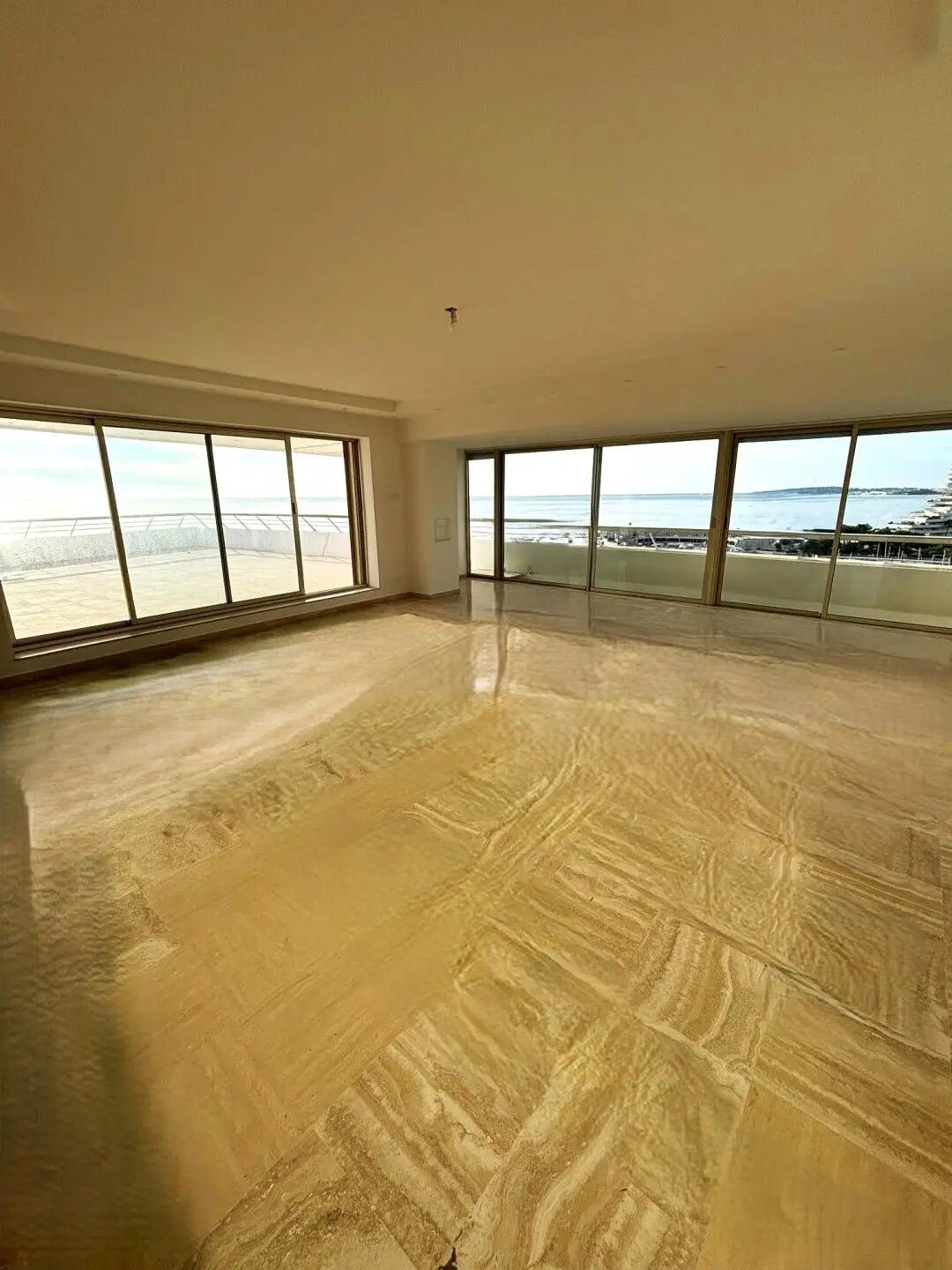 Appartement à vendre, 136m², Villeneuve-Loubet