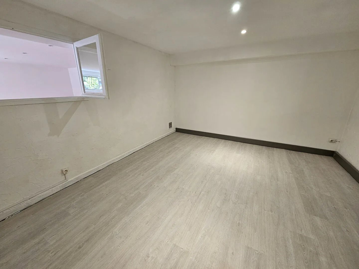 Appartement à louer, 120m², Castelginest
