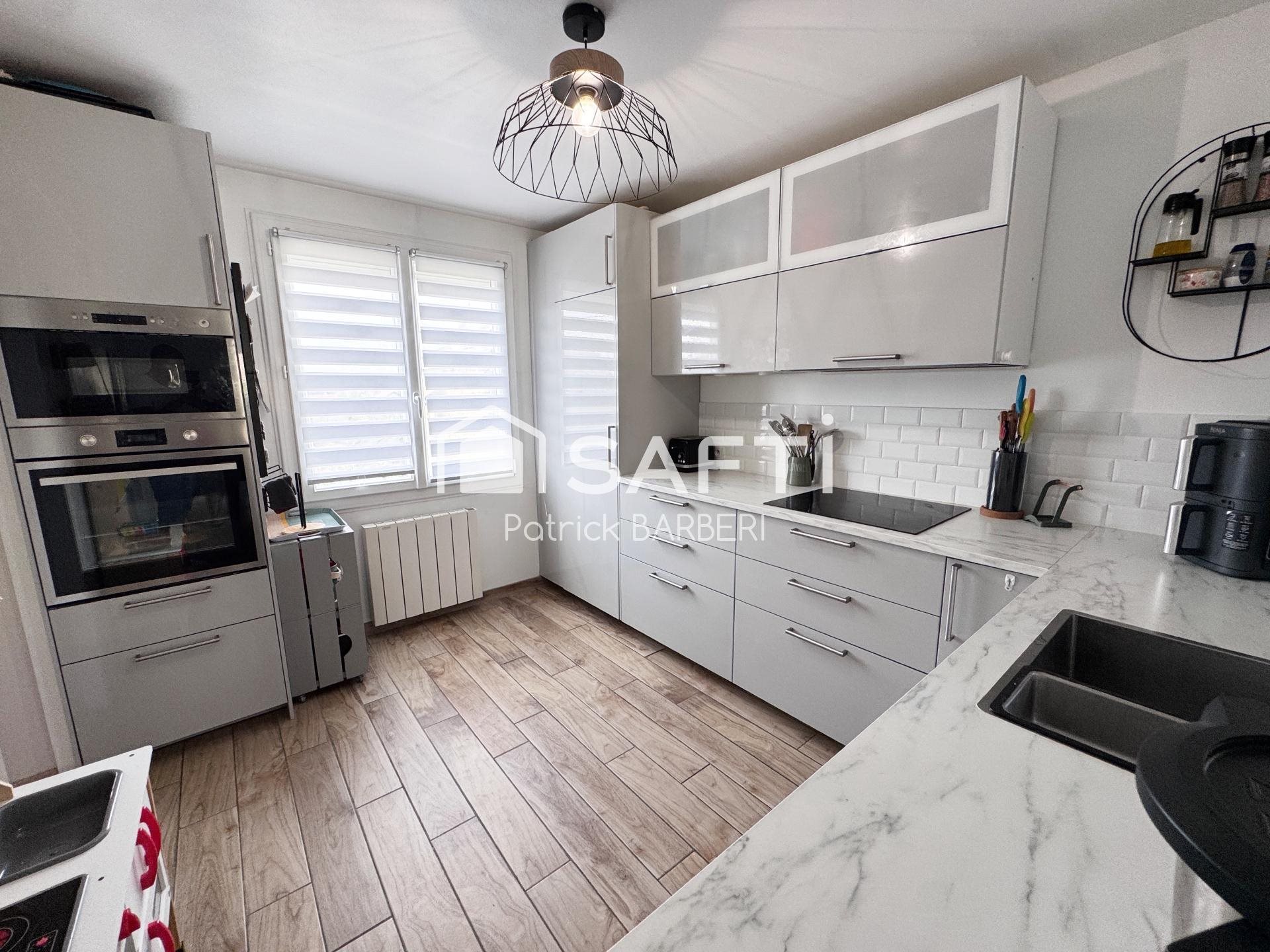 Maison à vendre, 117m², Menucourt