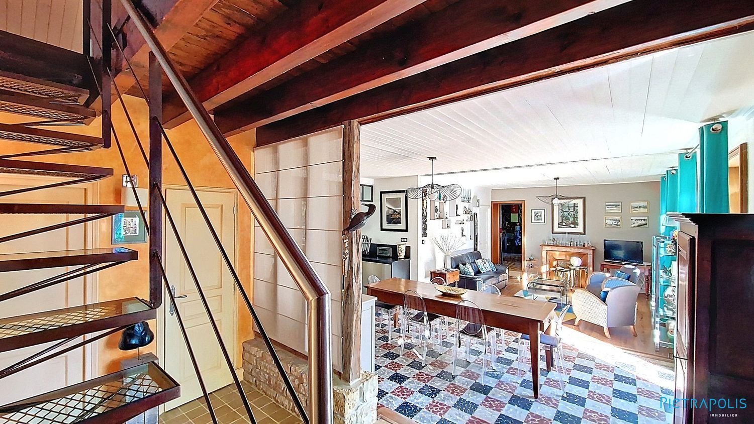 Maison à vendre, 278m², Saint-Marcel
