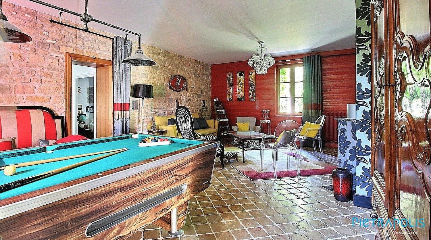 Maison à vendre, 278m², Saint-Marcel