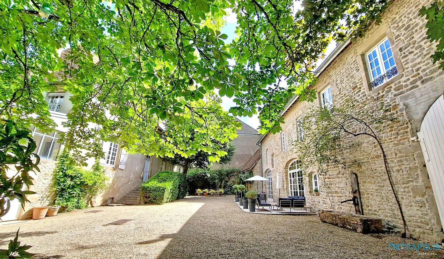 Maison à vendre, 470m², Mercurey
