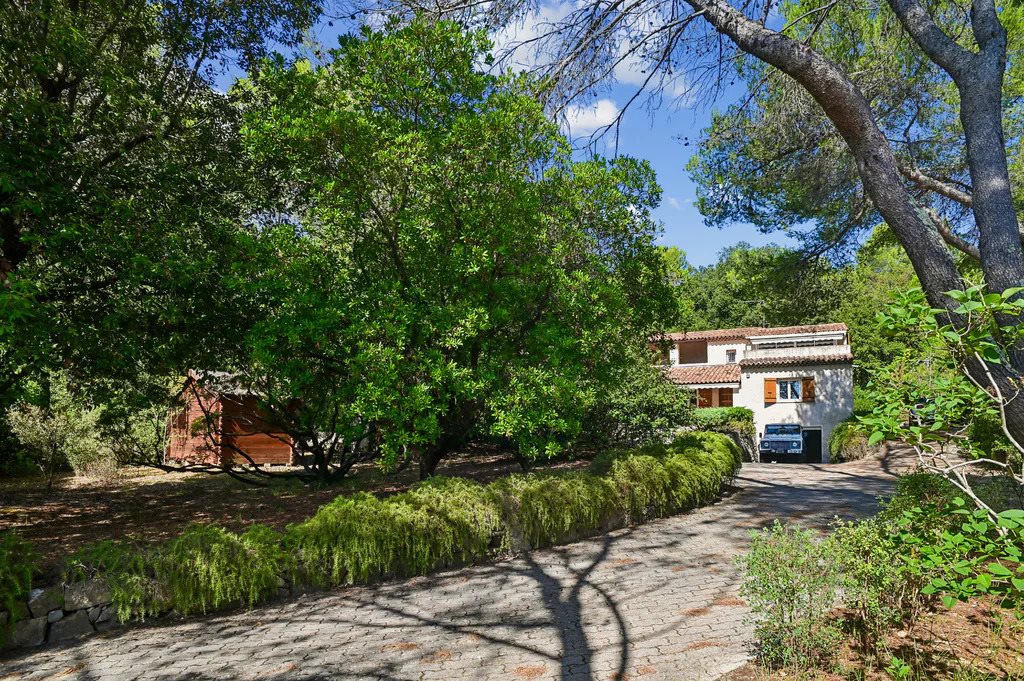 Maison à vendre, 157m², Roquefort-les-Pins
