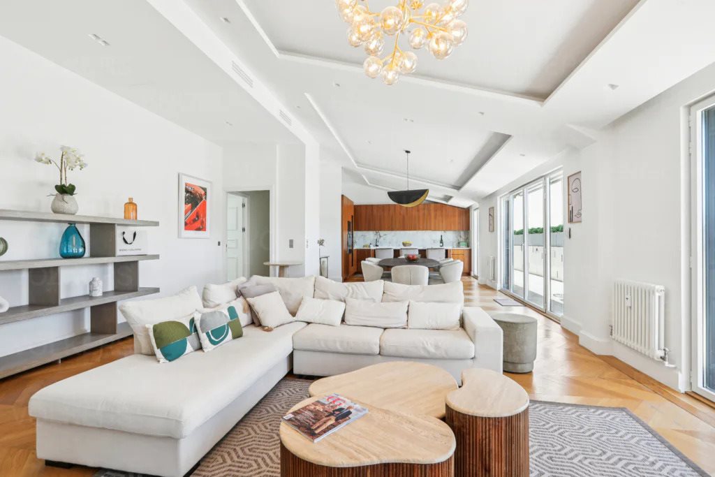 Appartement à louer, 196m², Cannes