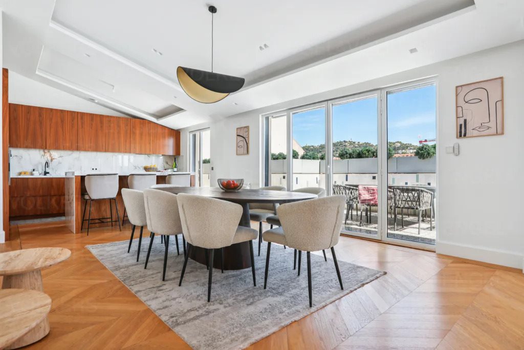 Appartement à louer, 196m², Cannes