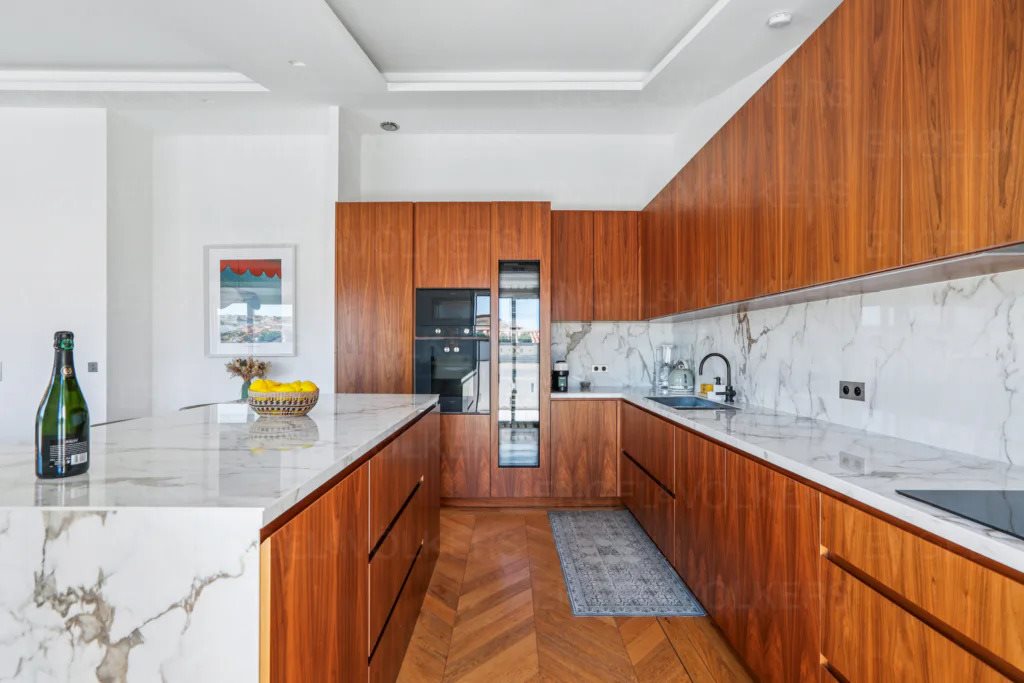 Appartement à louer, 196m², Cannes