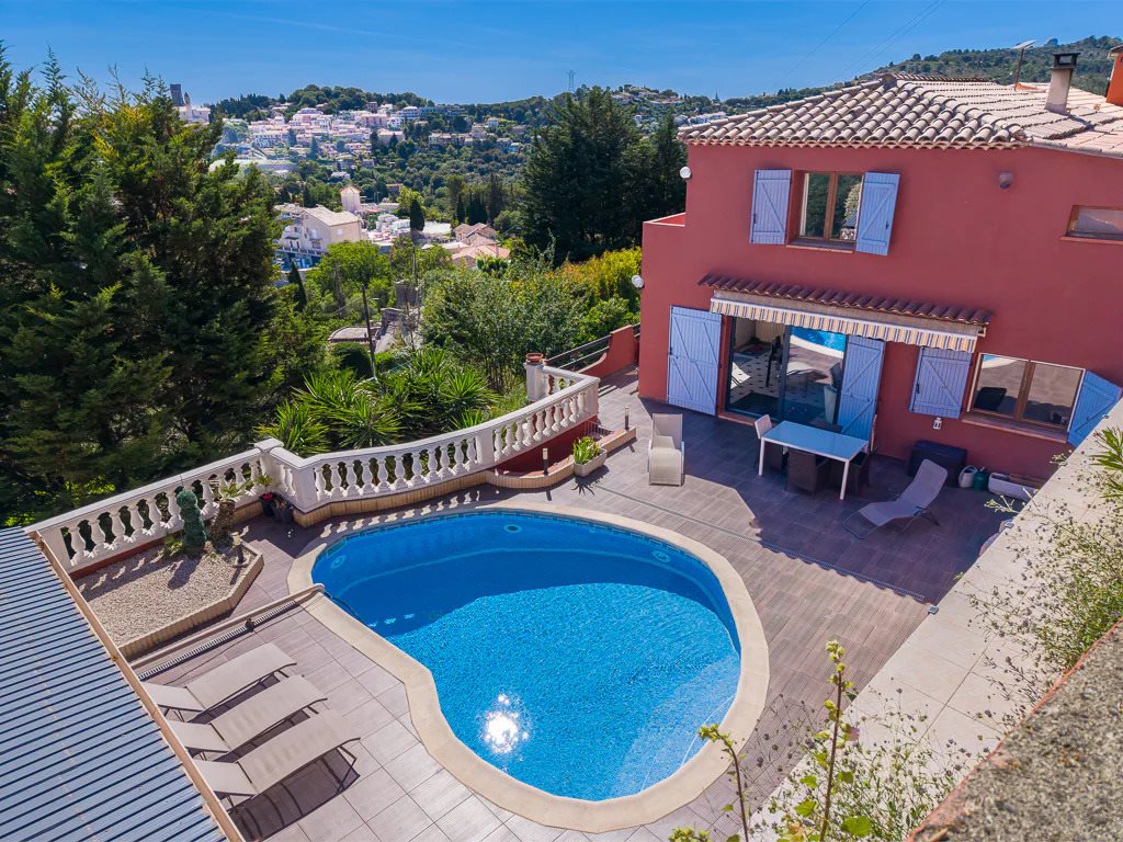 Maison à vendre, 205m², La Turbie