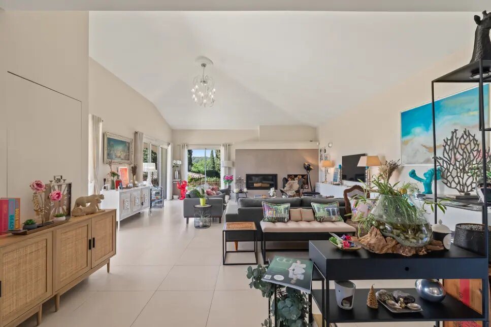 Maison à vendre, 246m², Mougins